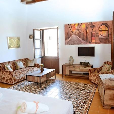 Meandros Suite In Old Town Rhodes City Екстер'єр фото